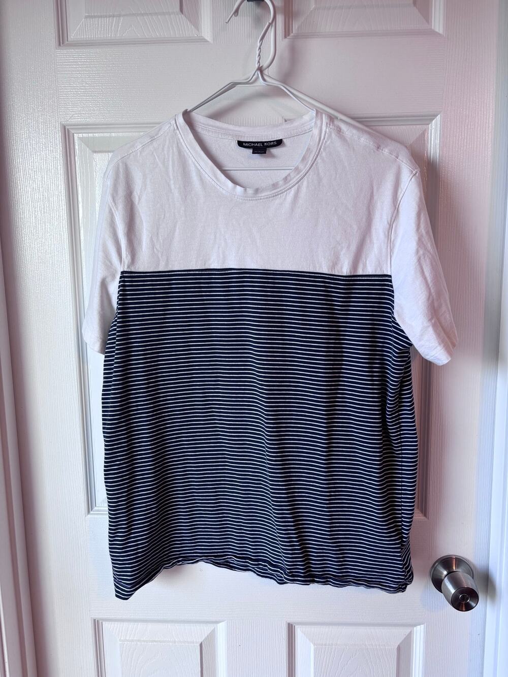 Men’s Michael Kors Striped Short Sleeve Crew Tee Size Large